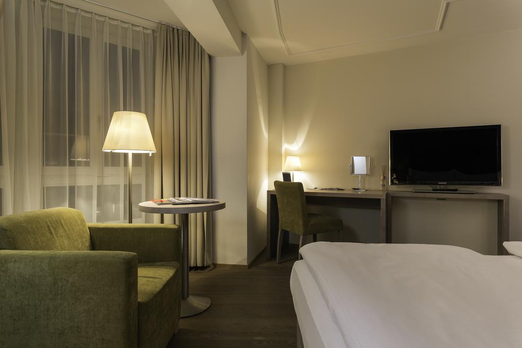 Platzhirsch Zuerich - Downtown Boutique Hotel & Sushi Lounge Bagian luar foto